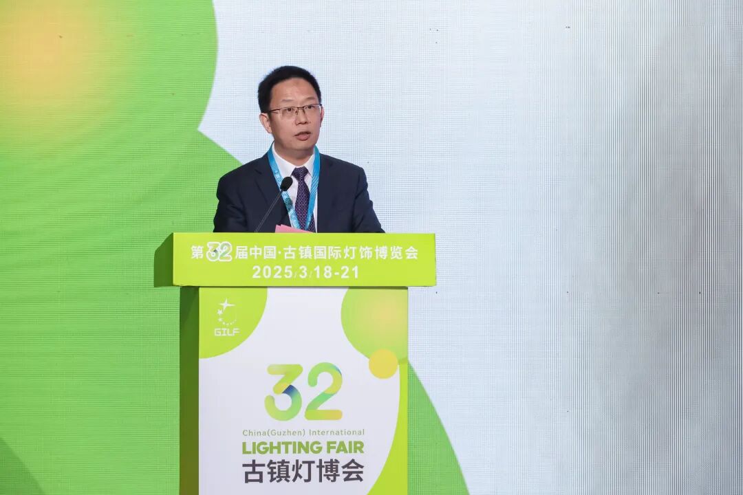 薛1.jpg